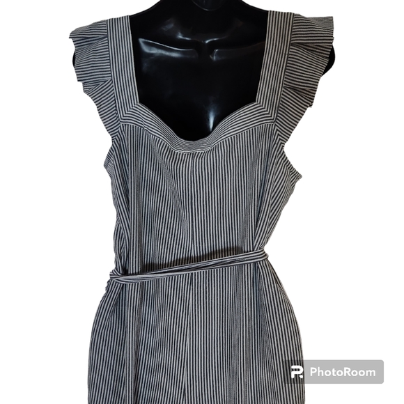 Stripped Jumpsuit with square neckline  SzS - Picture 2 of 5